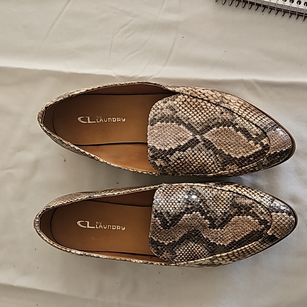 CL by Laundry Faux Snake Skin Loafer Size 11